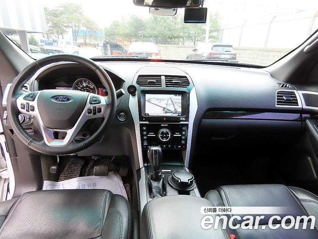 Ford Explorer 2014 — photo 8