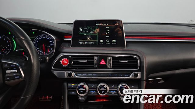 Genesis G70 2019 — photo 19