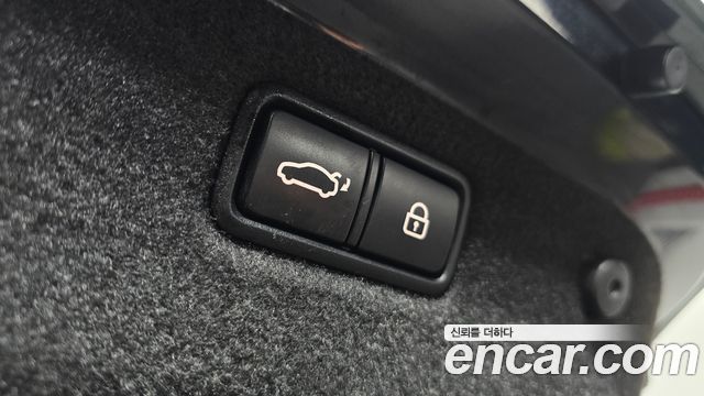 Genesis G70 2019 — photo 26