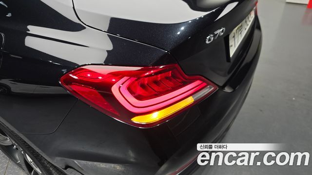 Genesis G70 2019 — photo 9