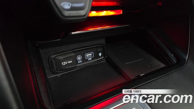 Genesis G70 2019 — photo 29