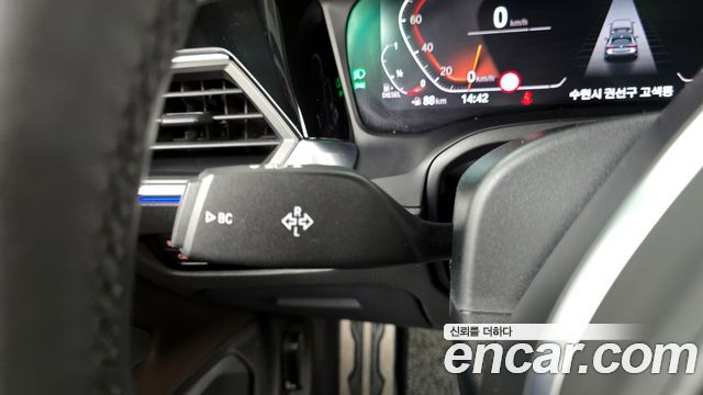 BMW 4-Series 2021 — photo 28
