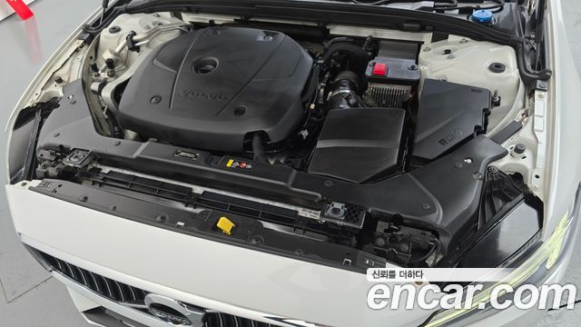 Volvo S60 2020 — photo 6