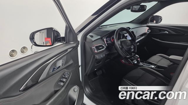Chevrolet Korea Trailblazer 2021 — photo 12
