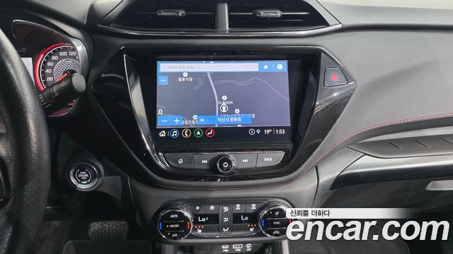 Chevrolet Korea Trailblazer 2021 — photo 14