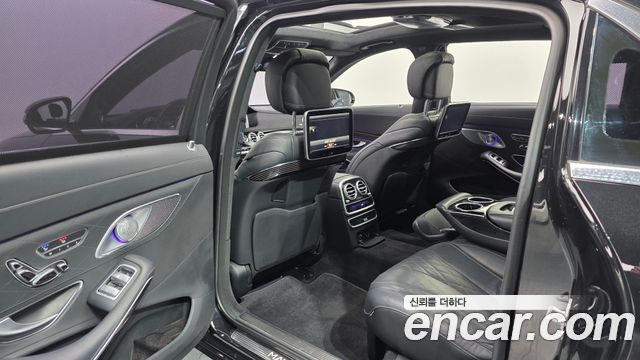 Mercedes-Benz S-Class 2017 — photo 12