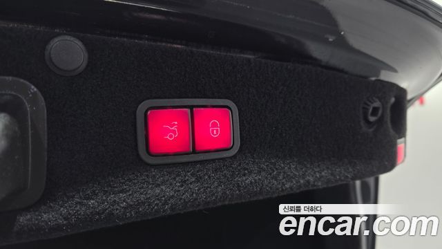 Mercedes-Benz S-Class 2017 — photo 19