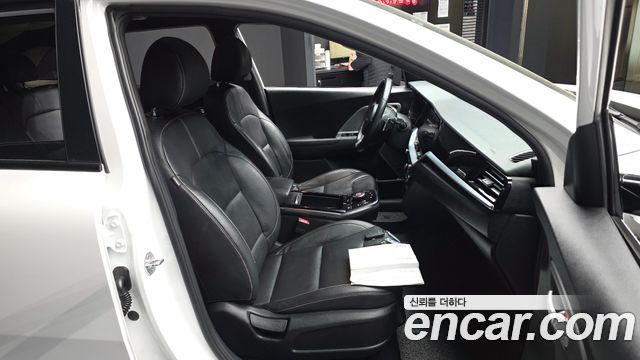Kia Niro 2022 — photo 11