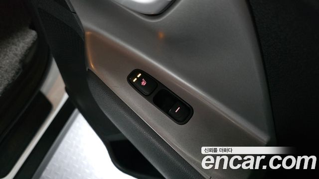 Kia Niro 2022 — photo 17