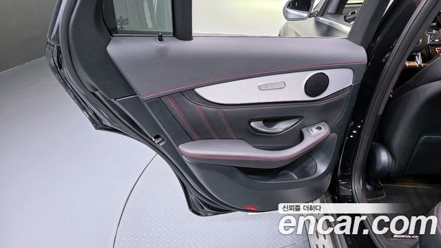 Mercedes-Benz GLC-Class 2022 — photo 15