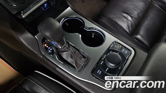 Jeep Cherokee 2018 — photo 9