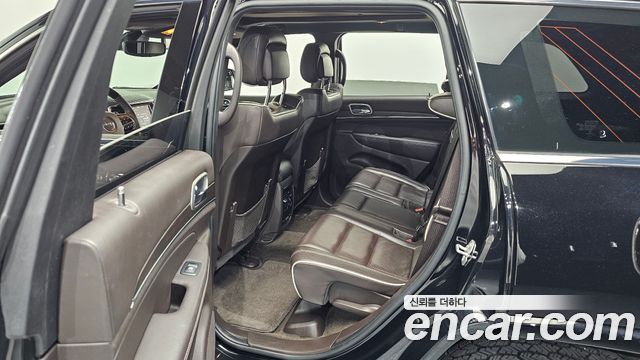 Jeep Cherokee 2018 — photo 12