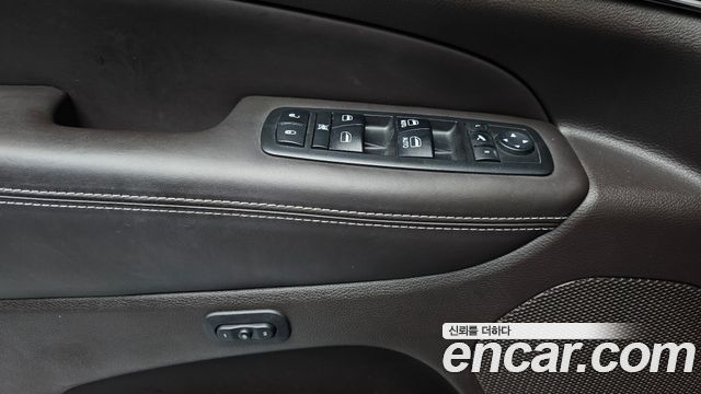 Jeep Cherokee 2018 — photo 13