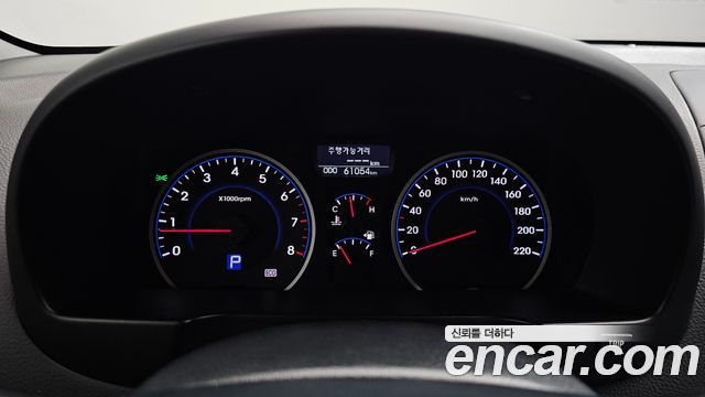 Hyundai AVANTE 2010 — photo 8