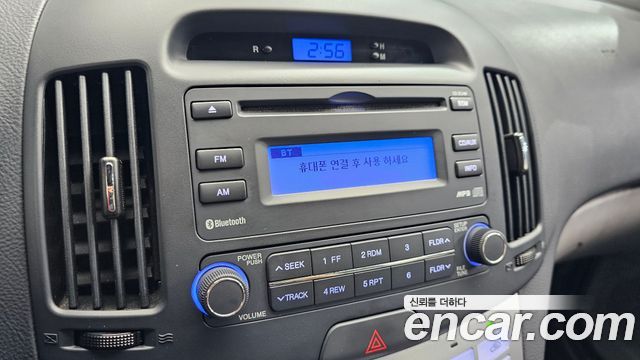 Hyundai AVANTE 2010 — photo 13