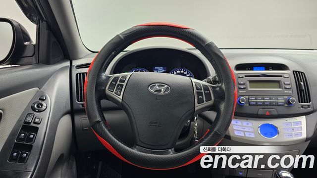 Hyundai AVANTE 2010 — photo 15