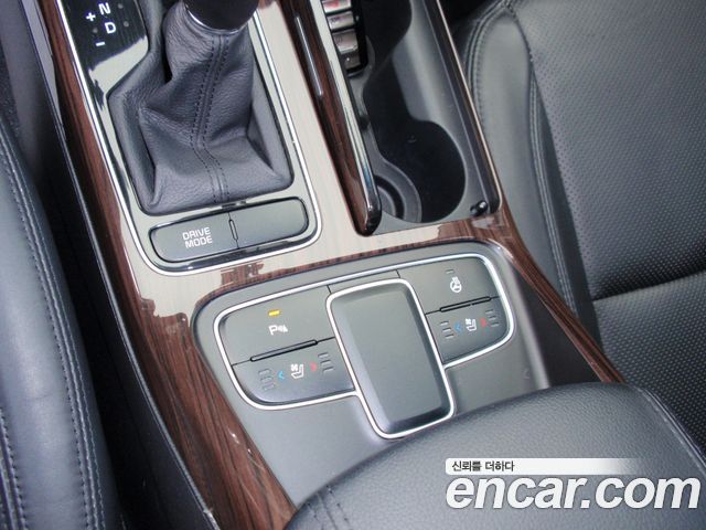 Kia K7 2016 — photo 19