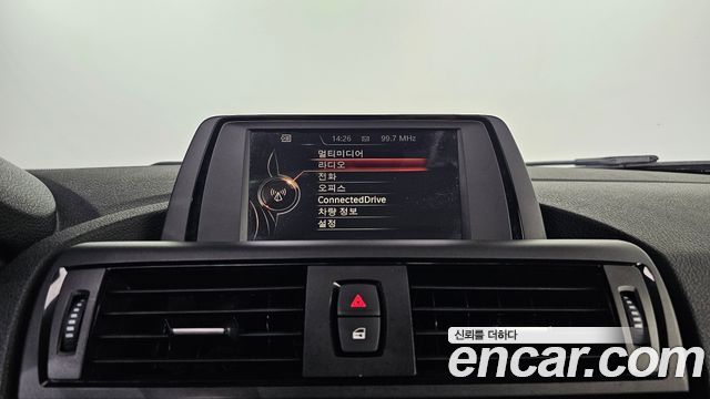BMW 1-Series 2015 — photo 16