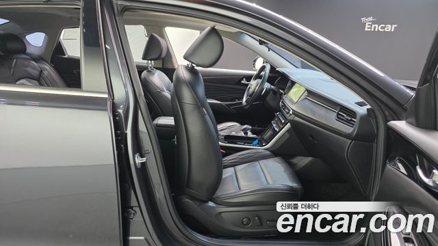 Kia K7 2020 — photo 12