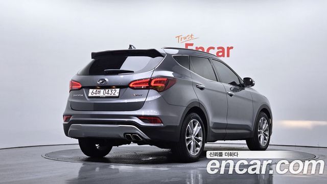 Hyundai Santafe 2016 — photo 2