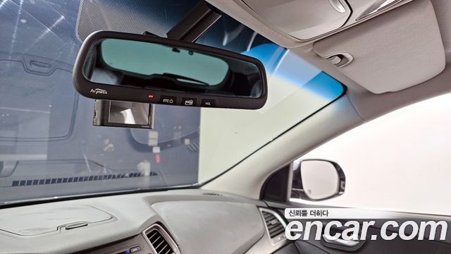 Hyundai Santafe 2016 — photo 19