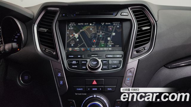 Hyundai Santafe 2015 — photo 18