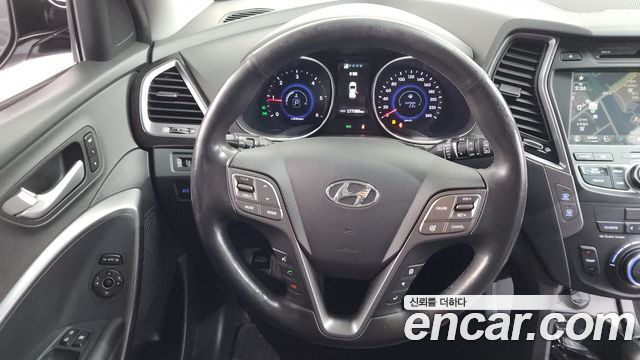 Hyundai Santafe 2015 — photo 19