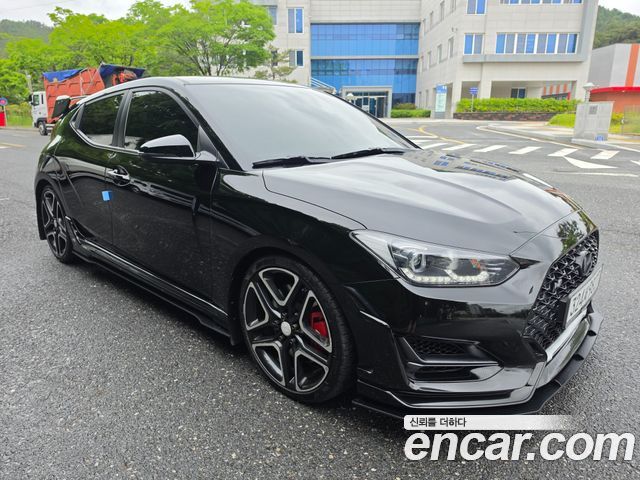 Hyundai Veloster 2021 — photo 8