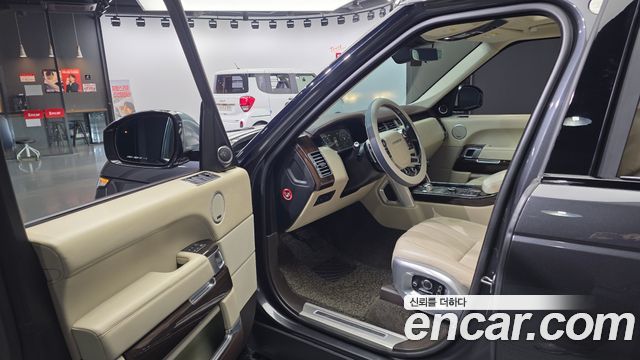 Land Rover Range Rover 2017 — photo 10