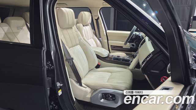 Land Rover Range Rover 2017 — photo 12