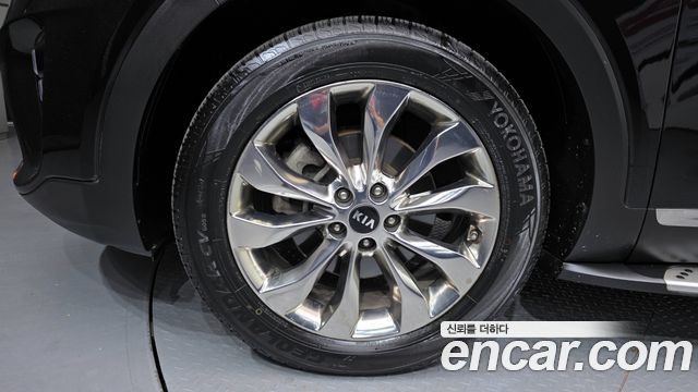 Kia Sorento 2018 — photo 5