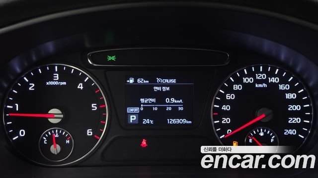 Kia Sorento 2018 — photo 8