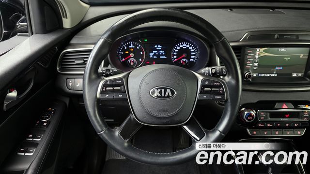 Kia Sorento 2018 — photo 14