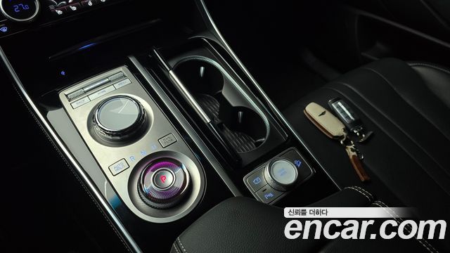 Genesis GV80 2023 — photo 12