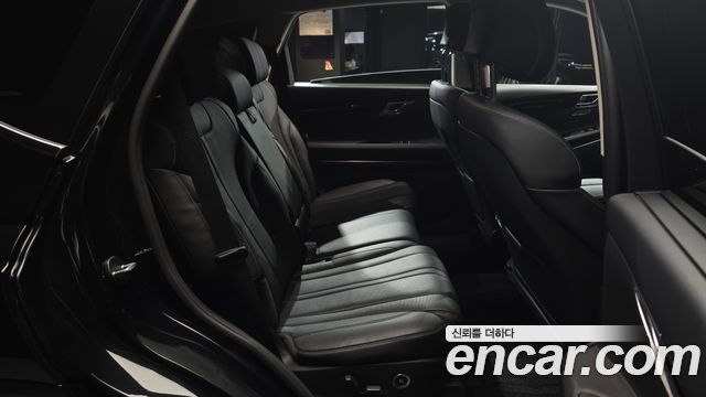 Genesis GV80 2023 — photo 18