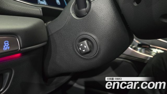 Genesis GV80 2023 — photo 24