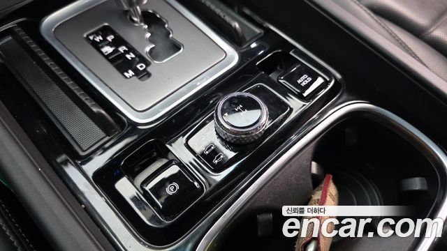 KG Mobility Rexton 2019 — photo 24