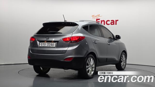 Hyundai Tucson 2010 — photo 2