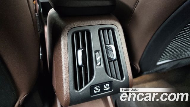 BMW 2-Series 2024 — photo 19