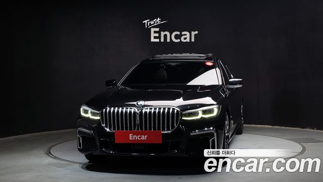 BMW 7-Series 2022 — photo 3