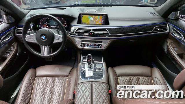 BMW 7-Series 2022 — photo 10