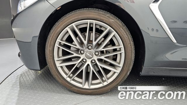 Genesis G70 2018 — photo 5