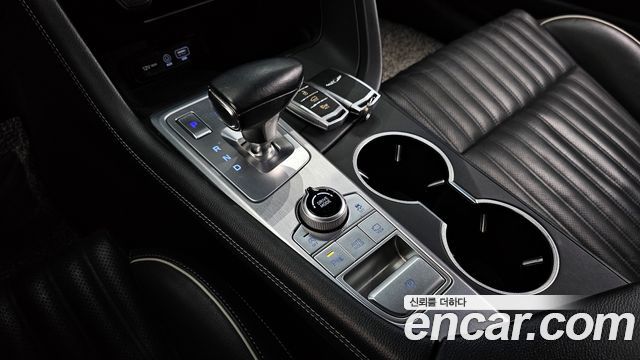 Genesis G70 2018 — photo 12