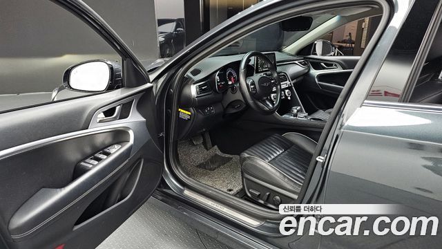 Genesis G70 2018 — photo 13