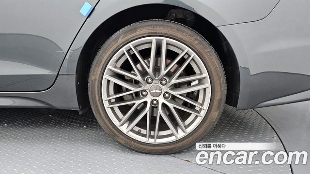 Genesis G70 2018 — photo 7