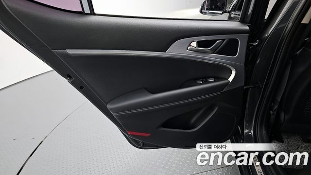 Genesis G70 2018 — photo 15