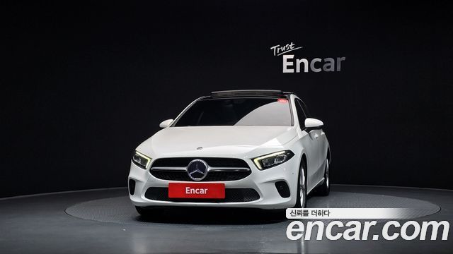 Mercedes-Benz A-Class 2020 — photo 3