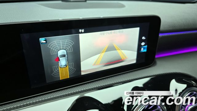 Mercedes-Benz A-Class 2020 — photo 21