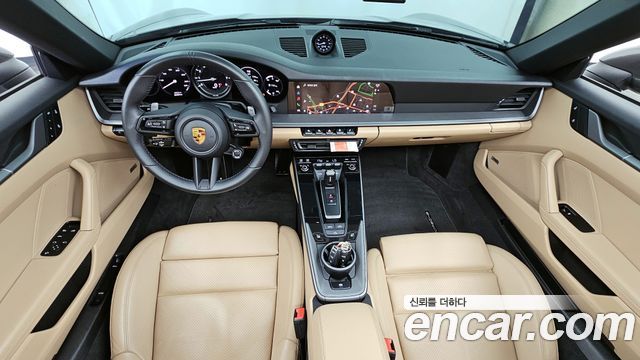 Porsche 911 2022 — photo 10