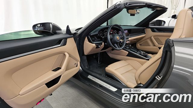 Porsche 911 2022 — photo 13